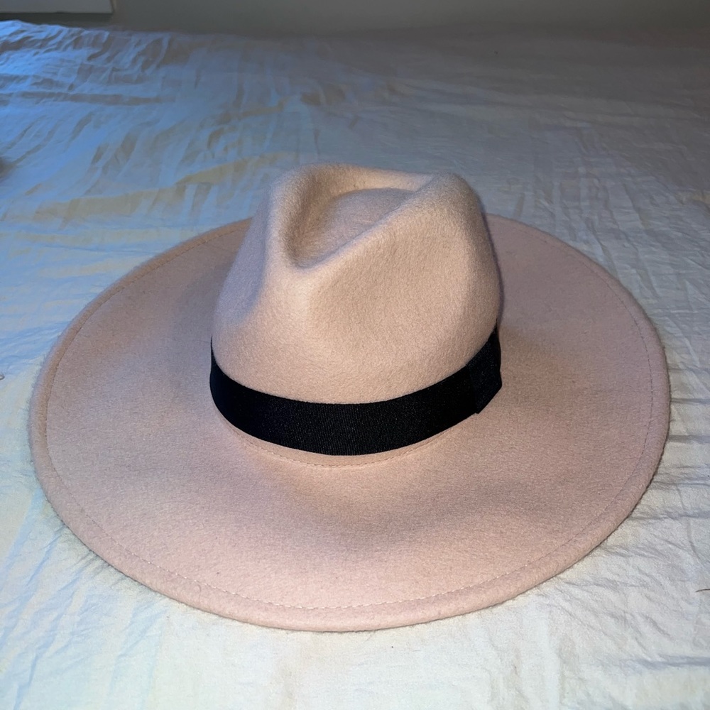 Boutique Hat
